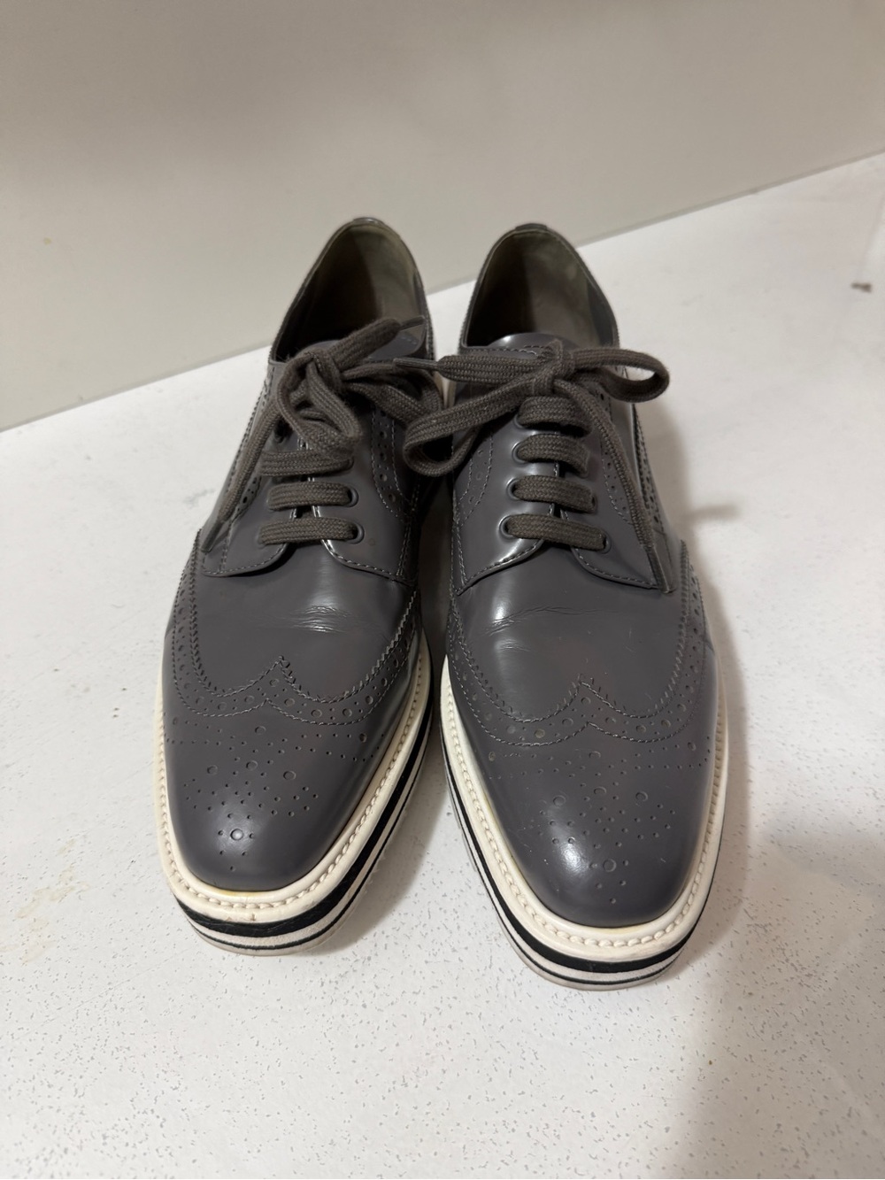 Prada Wingtip Brogue Oxford Platform
Black Patent Leather Shoes Size 401/2 - Picture 6 of 13